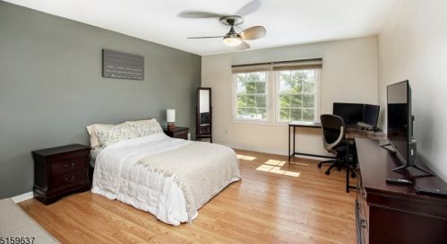 431 Chapman Ct, Hackettstown NJ  07840-1644 exterior