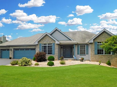 12180 Floyd Dr, The Ledges, IL 61073-9019