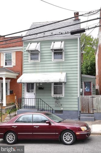 445 Vine St, Lancaster PA  17603-5241 exterior