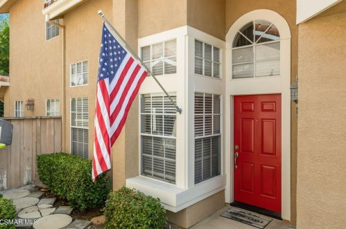 4811 Parma Dr, Calabasas, CA 91377-5555