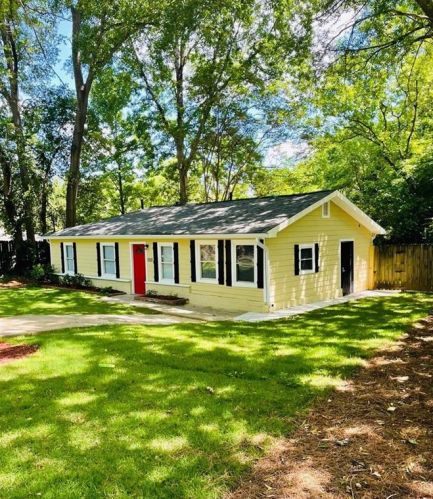 1501 Monteel Dr, Atlanta GA  30318-3842 exterior