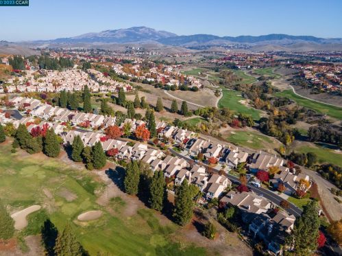 1283 Canyon Side Ave, San Ramon CA  94582-4560 exterior