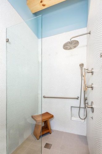 319 Edgefield Ave, Dallas TX  75208-5316 exterior