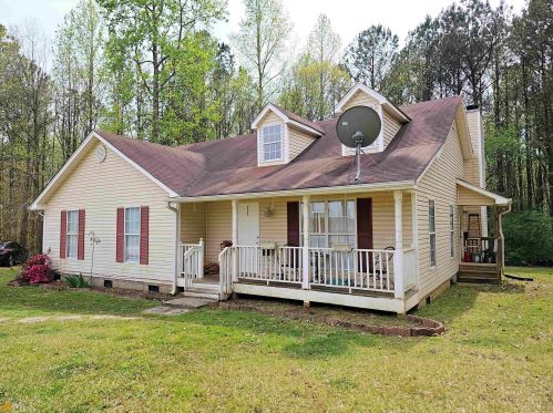 110 Pate Rd, Newnan, GA 30265-5525