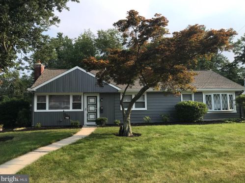 79 Theresa St, Trenton, NJ 08618-1529
