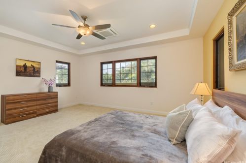 4761 Farmers Rd, Honolulu HI  96816-5445 exterior