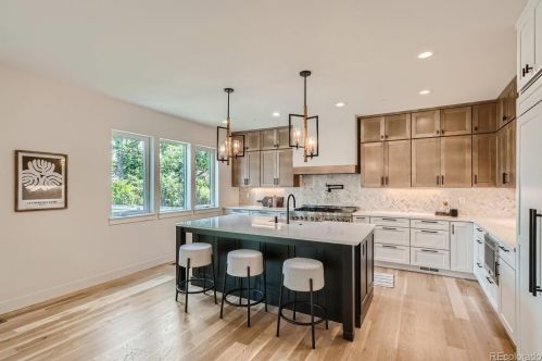 1064 Jasmine St, Denver CO  80220-4518 exterior