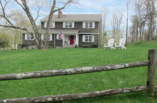 9 Merry Ln, Weston, CT 06883-1209