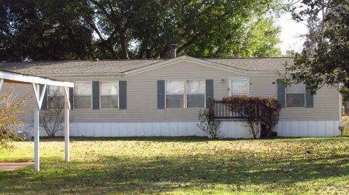 18 Lazy Bend Dr, Huntsville, TX 77320-0254