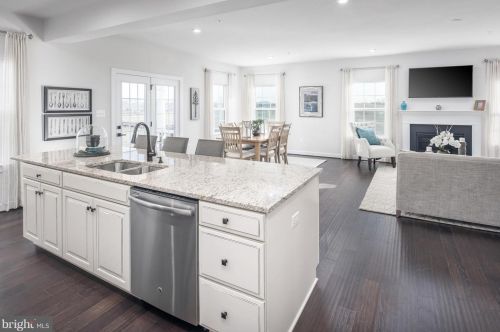 31 Winifred Dr, Hanover PA 17331-9714 exterior