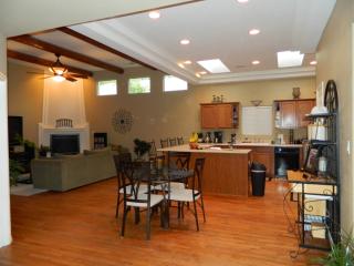1104 Wellesley Dr, Albuquerque NM  87106-1538 exterior