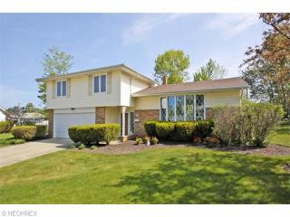 7200 Romilly Oval, Cleveland, OH 44129-6217