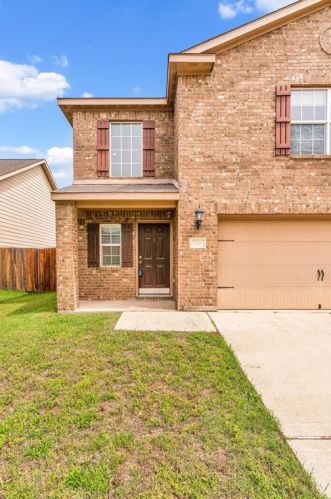616 Noble Grove Ln, Fort Worth TX  76140-7537 exterior
