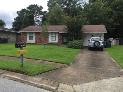 7636 Macon Ave, Biloxi, MS 39532-2713