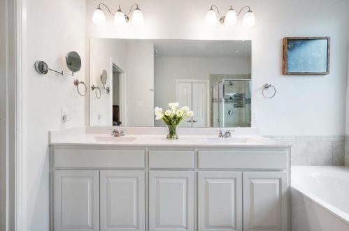 9137 Stone Mill Ln, Fort Worth TX  76179-8119 exterior