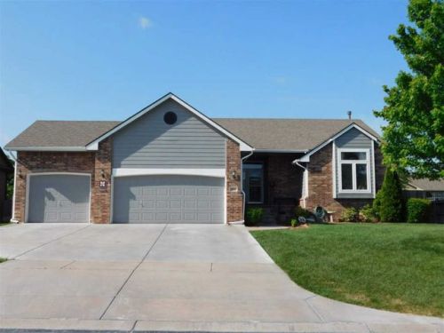 801 Putter Ct, Andover, KS 67002-8859