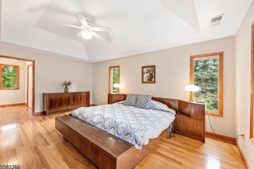 8 Elshaer Ct, Dover NJ  07869-1923 exterior