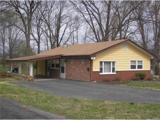 36 Airshire Pl, Hazelwood, MO 63042-2705