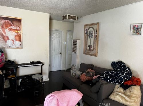 1111 Avenue, Lancaster, CA