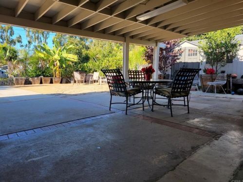 919 Wellpott Pl, Vista, CA 92084-4347