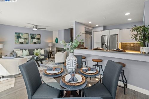 77 Mirabelli Cir, San Jose, CA 95134-1519