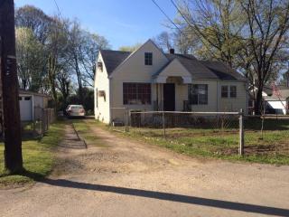 1523 Burns Ave, Chattanooga, TN 37412-3501