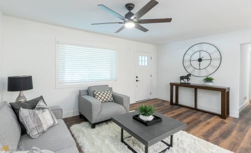 2892 Humphries Dr, Atlanta GA  30354-2434 exterior