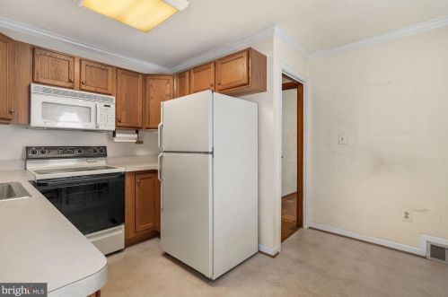 605 Rosemere Ave, Silver Spring MD 20904-3021 exterior