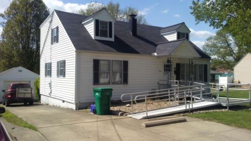 749 Stout St, Lake Ridge WV  26330-1113 exterior