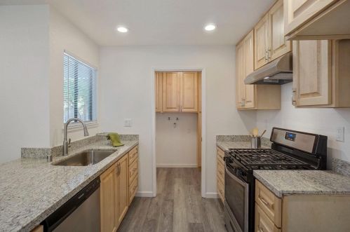 1446 Chelsea Way, Stockton, CA 95209-1446
