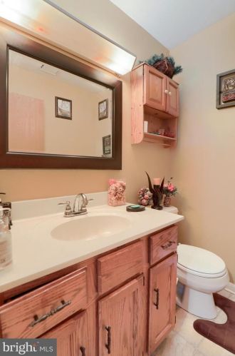 3074 Todd Ln, Lancaster PA  17601-1352 exterior