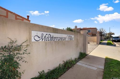 3412 Del Amo Blvd, Torrance CA  90503-1602 exterior
