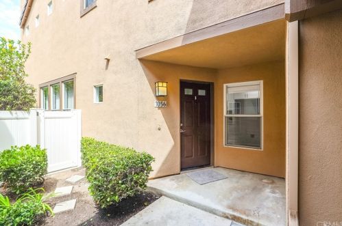1056 Country Glen Way, Anaheim, CA 92808-2609