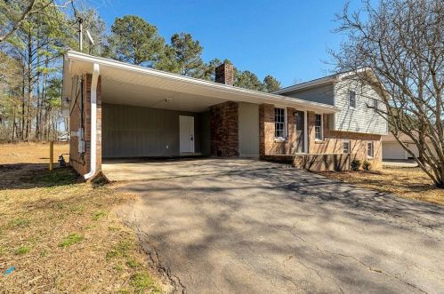 20 Knight Dr, Carrollton, GA 30116-7469