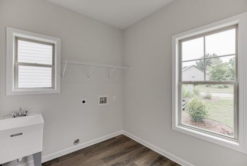 601 Lakeview Bnd Cir, Jefferson GA  30549-7061 exterior