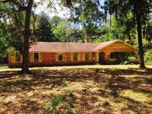 2204 Dogwood Dr, Valdosta, GA 31602-2700