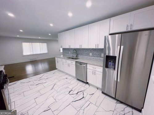 2597 Connally Dr, Atlanta GA  30344-1021 exterior