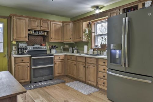 112 Farm Rd, Keene, NH 03431-4419