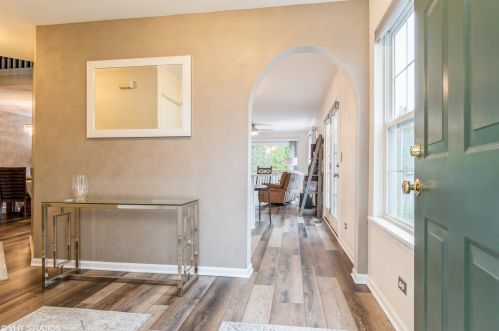 3051 Serenity Ln, Naperville, IL 60564-8281