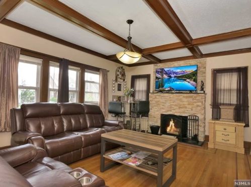 18 Lenox Ave, Paterson NJ  07502-2007 exterior