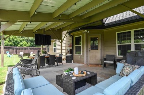 541 Lake Vista Dr, Jefferson GA  30549-4605 exterior