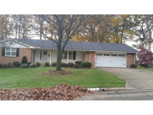 819 Bittersweet Dr, Massillon, OH 44646-4901