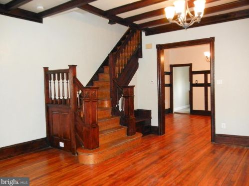 6318 Mccallum St, Philadelphia PA  19144-2504 exterior