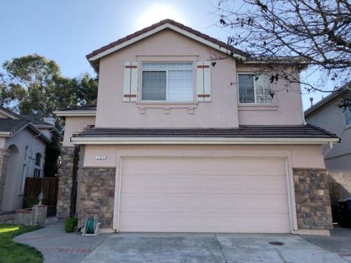121 Ayer Ln, Milpitas, CA 95035-4645