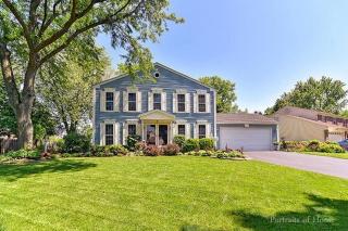 377 Hillside Dr, Keeneyville, IL 60172-1445