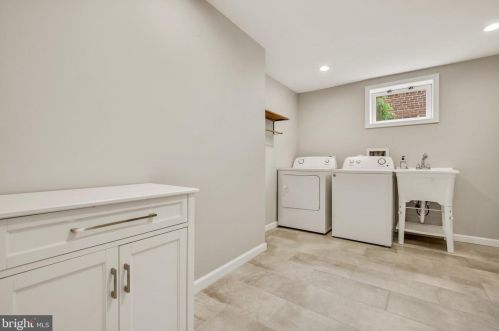 8412 Barron St, Silver Spring MD 20912-7247 exterior