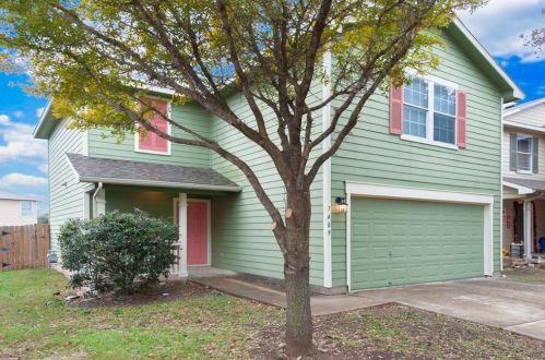 7409 Elk Pass Dr, Austin, TX 78744-1761