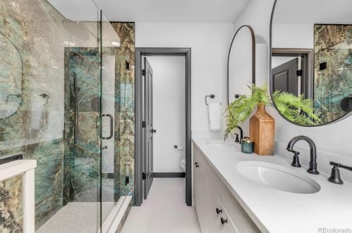 6243 Niagara Way, Englewood CO 80111-4443 exterior