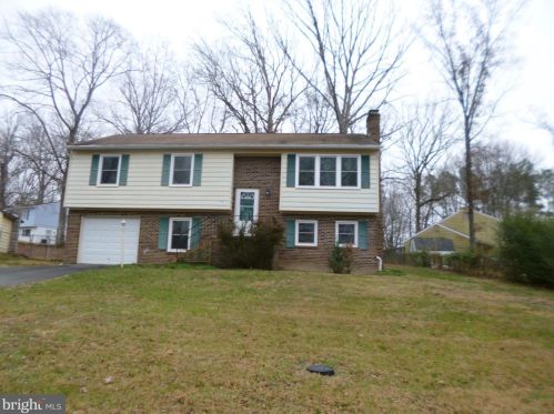 11905 Stansbury Dr, Fredericksburg, VA 22407-6218