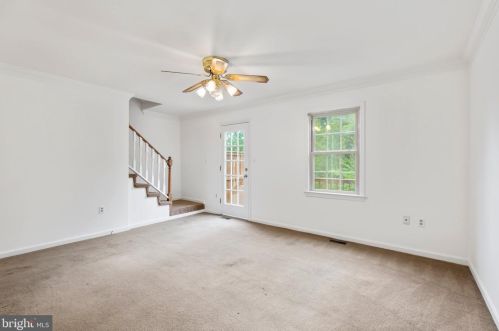 115 Kings Mill Dr, Fredericksburg, VA 22401-5249